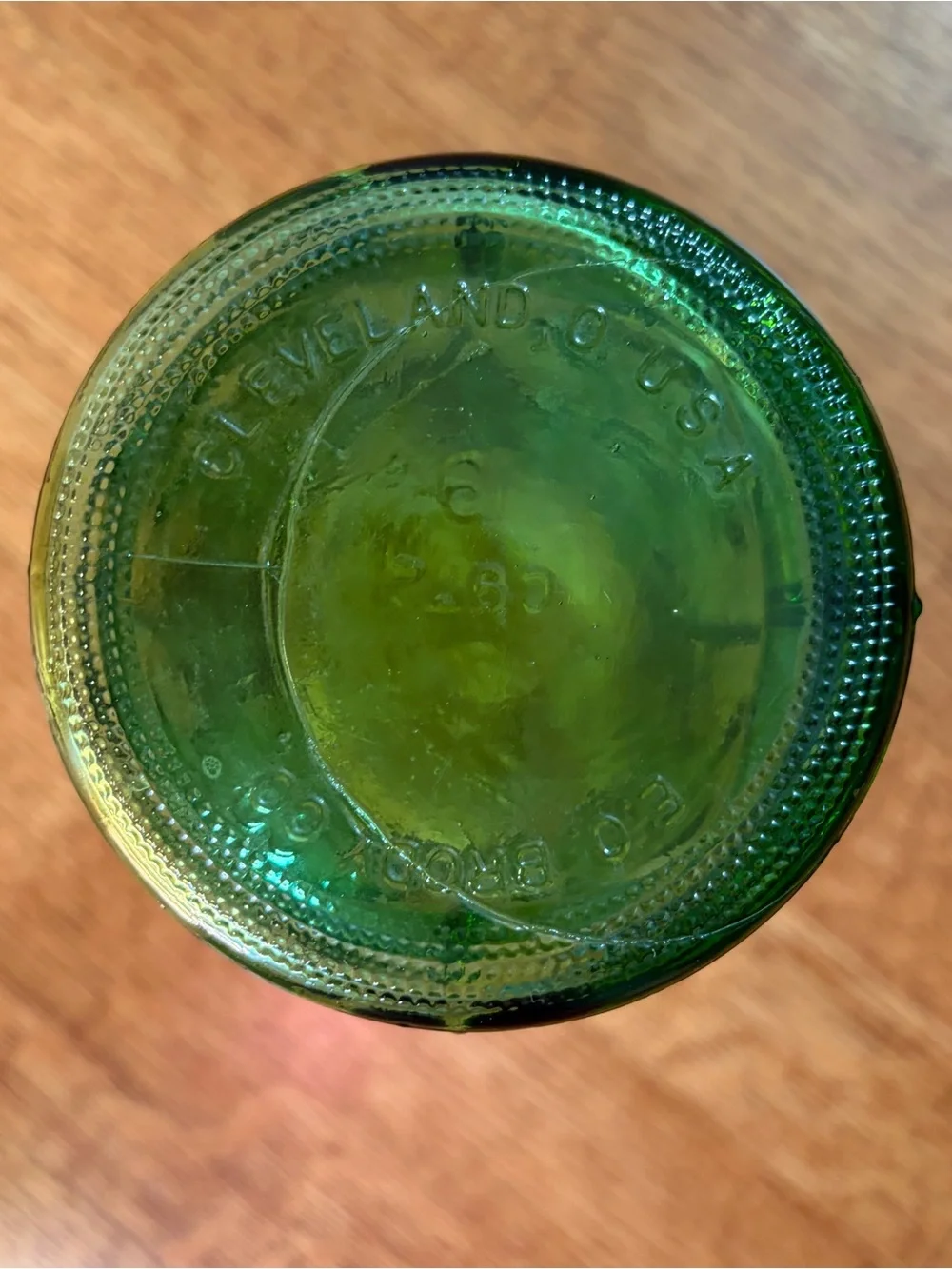 Mid Century EO Brody Co. Green Glass Vase 8.5” Tall Quilted Diamond C972 READ